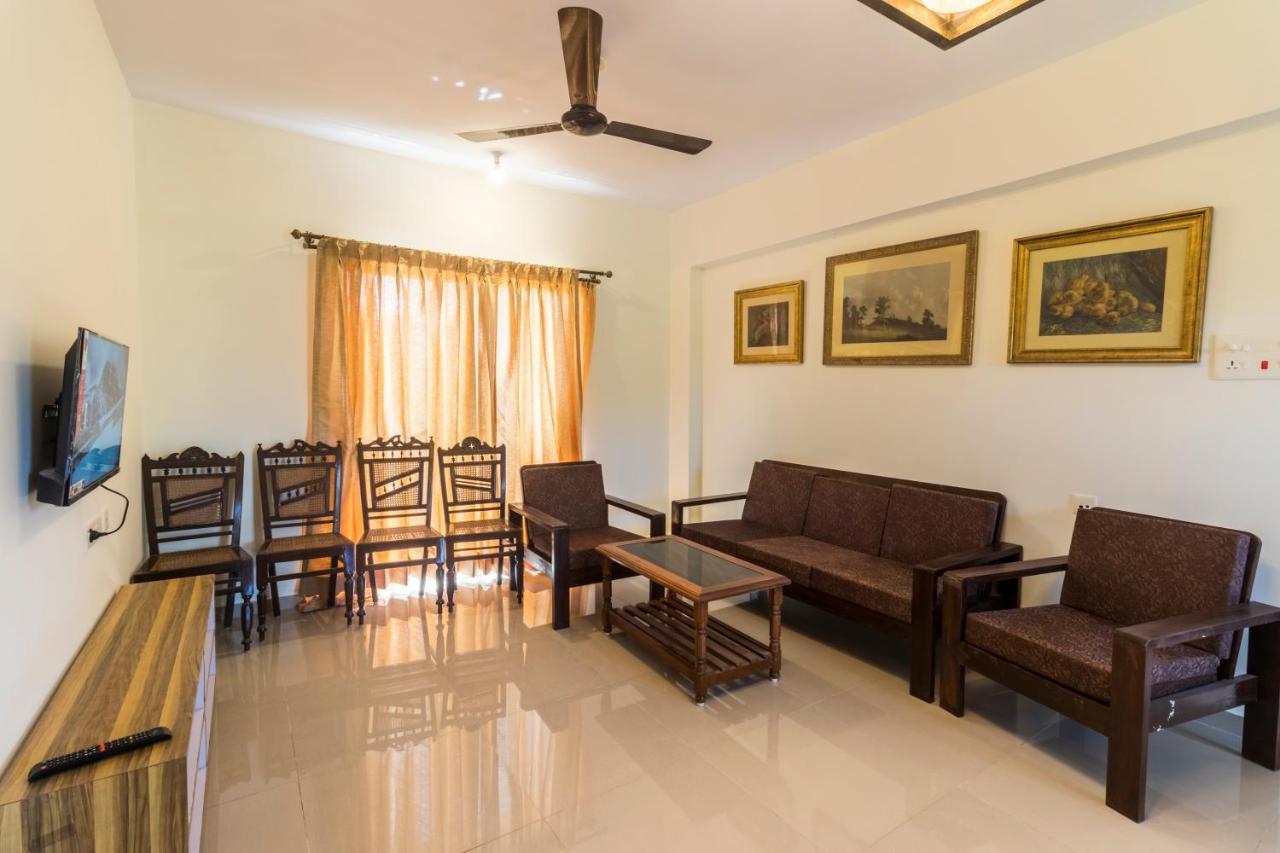 Ronnie'S Studio Apartment Arpora Luaran gambar